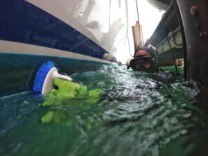 Hull Cleaning Services for Boats and Yachts